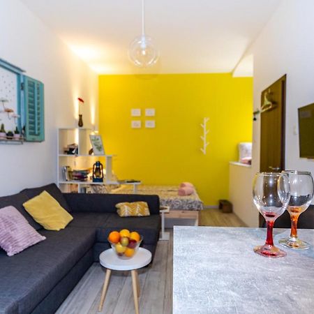 Studio Apartman Baronessa Adriana Apartment Rijeka Exterior photo