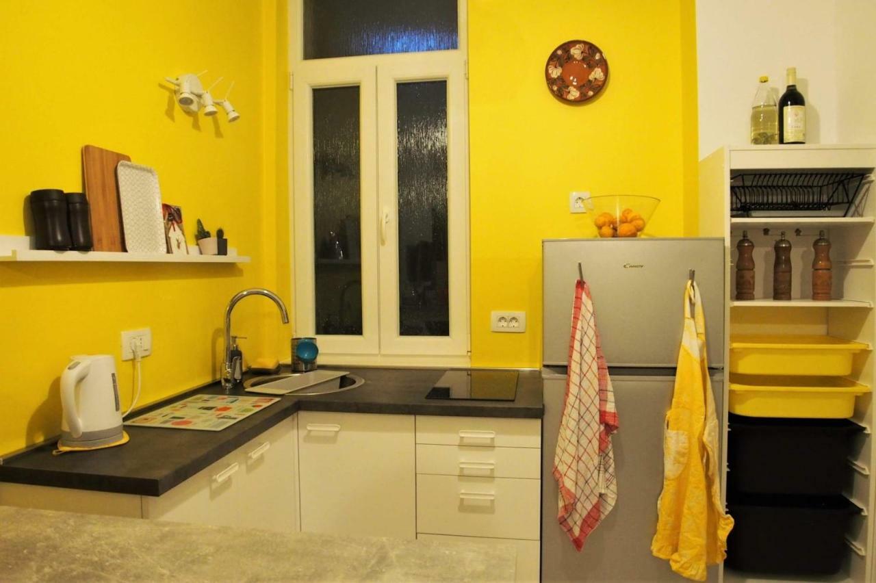 Studio Apartman Baronessa Adriana Apartment Rijeka Exterior photo